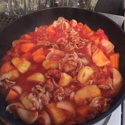 トマト味の肉じゃがとてもおいしかったです！
また作ります(*^^*)